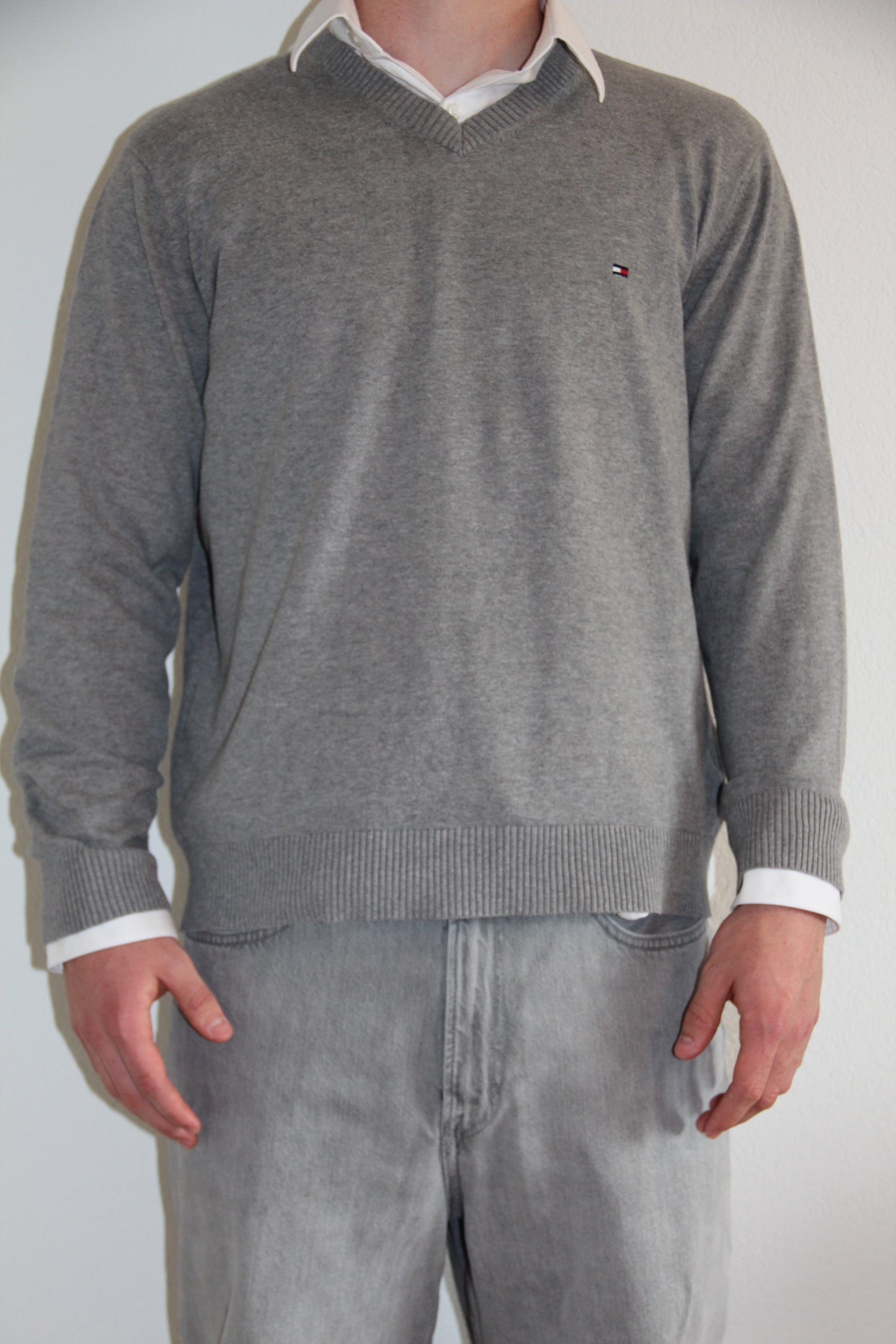 Vintage Tommy Hilfiger Pullover – Grau