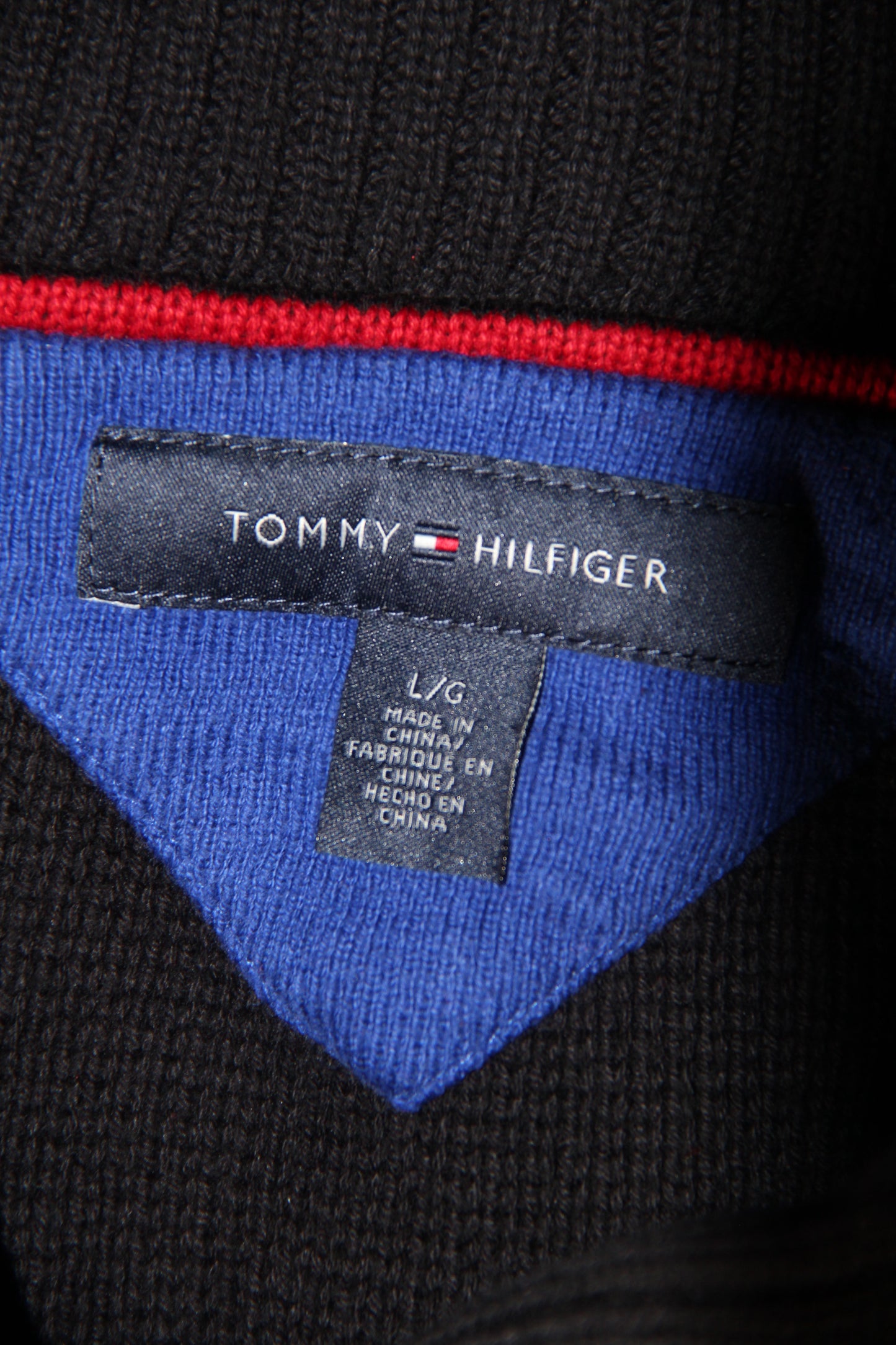 Vintage Tommy Hilfiger Strickpullover mit Schalkragen – Schwarz