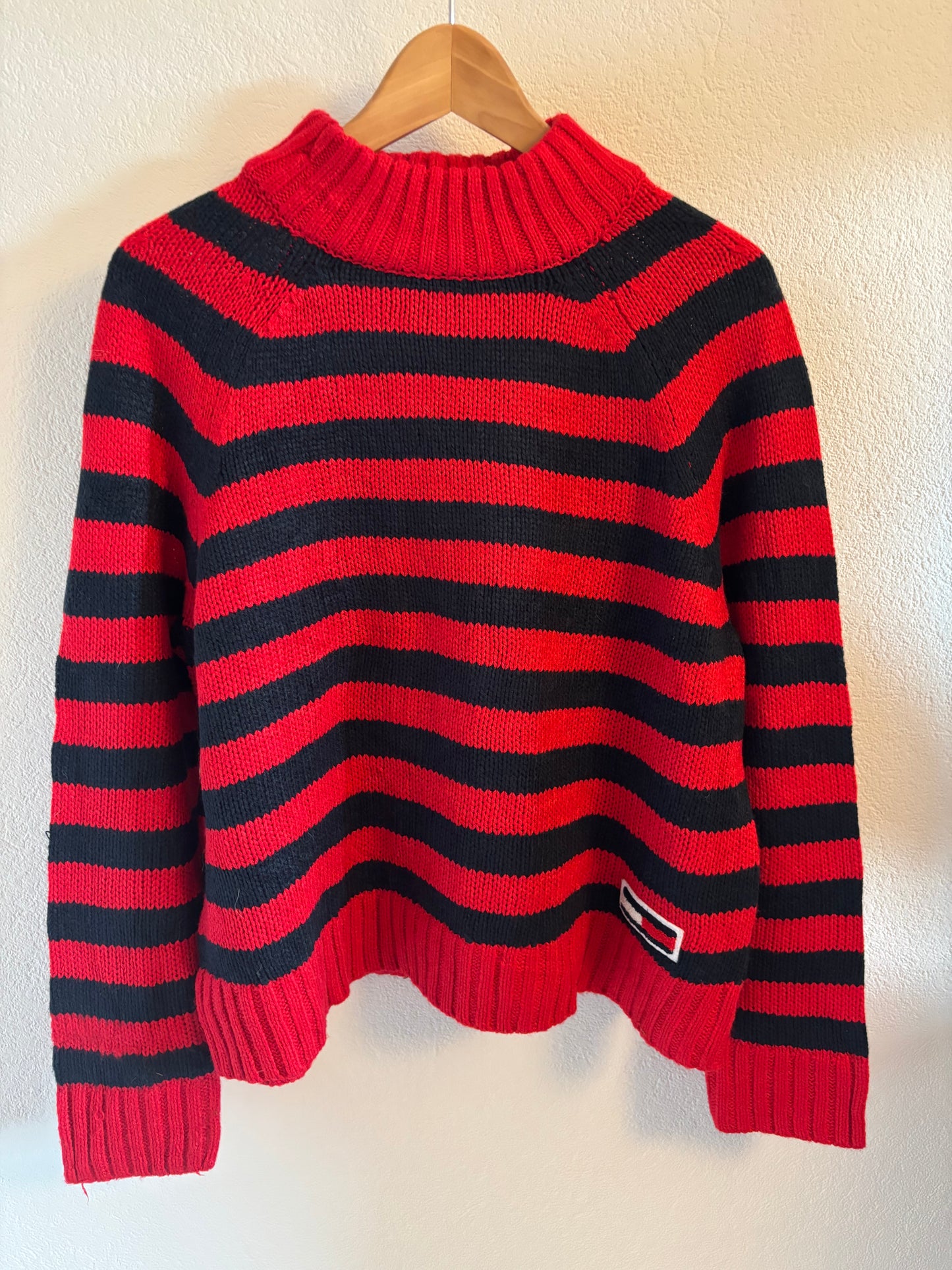 Tommy Hilfiger Strickpullover – Rot/Schwarz Gestreift